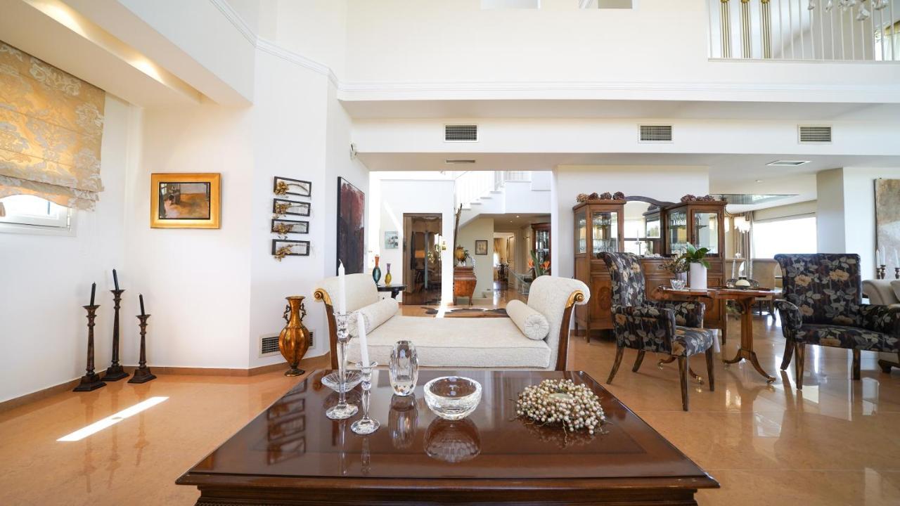 Luxury Villa Allure Dhafnes Exteriör bild
