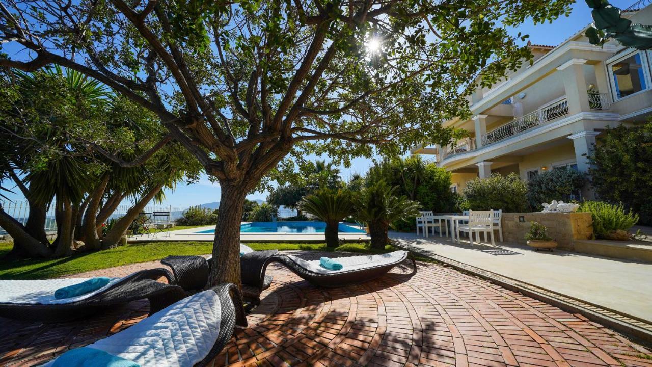 Luxury Villa Allure Dhafnes Exteriör bild