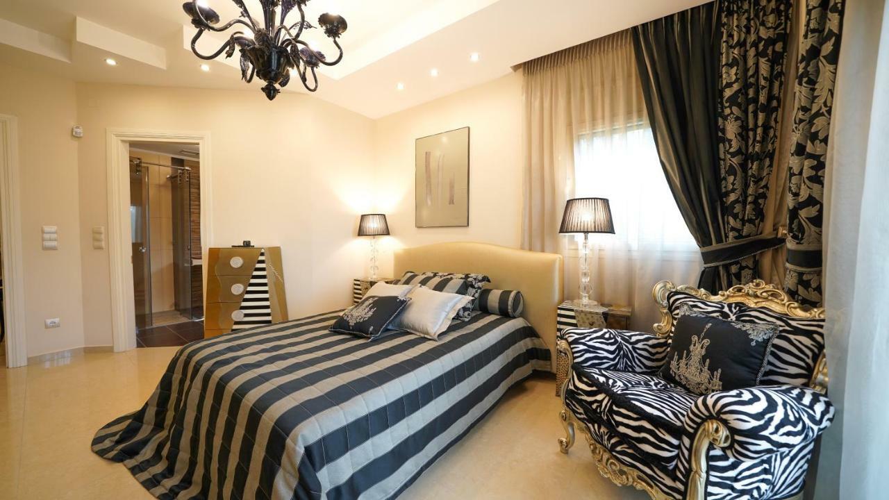 Luxury Villa Allure Dhafnes Exteriör bild